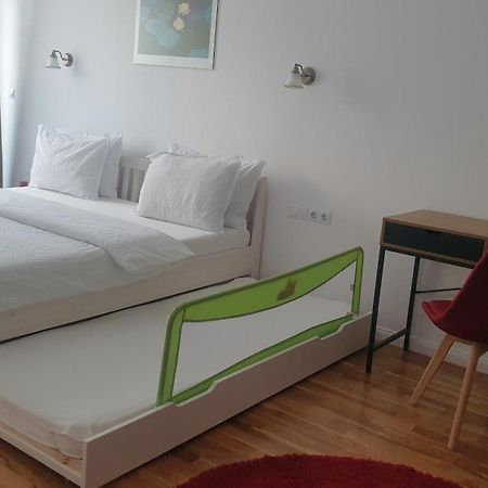 Penthouse Cosmopolit Lejlighed Braşov Eksteriør billede