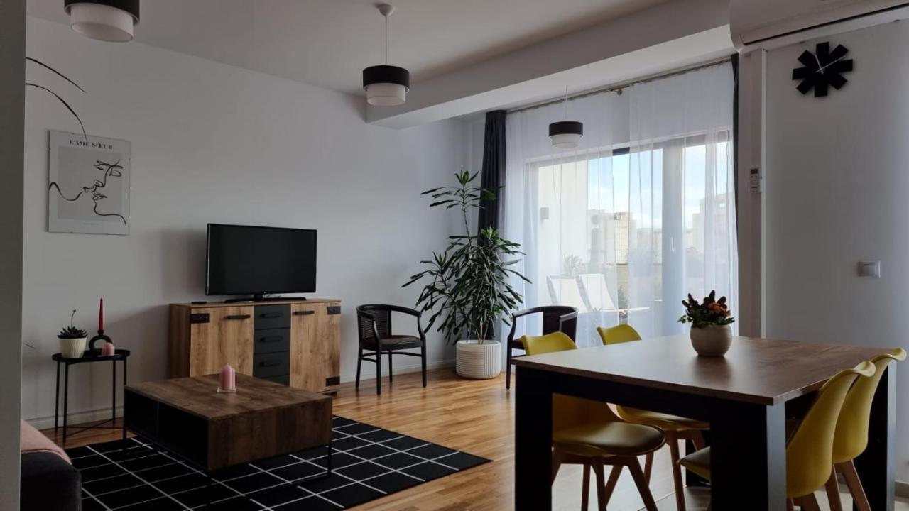 Penthouse Cosmopolit Lejlighed Braşov Eksteriør billede