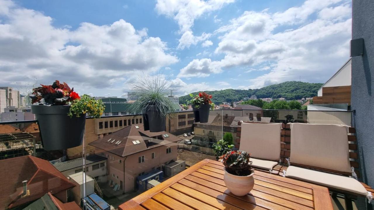 Penthouse Cosmopolit Lejlighed Braşov Eksteriør billede